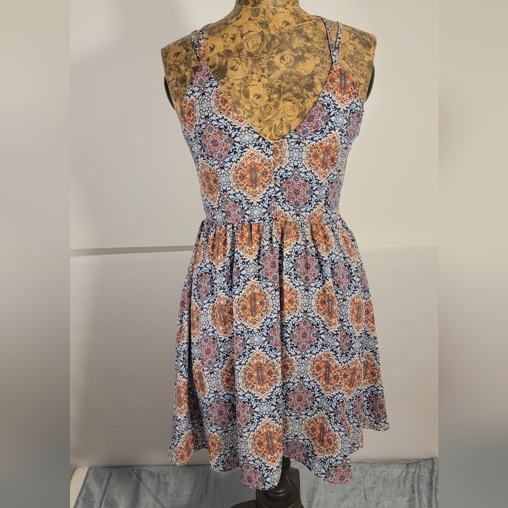 Chic Floral V-Neck Mini Dress